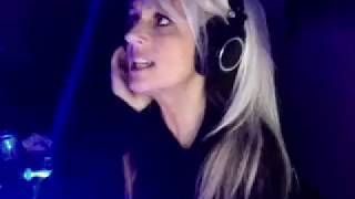 Sundown By Gordan Lightfoot Cover by Lauralee