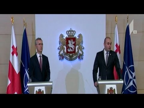 იენს სტოლტენბერგი მამუკა ბახტაძეს შეხვდა