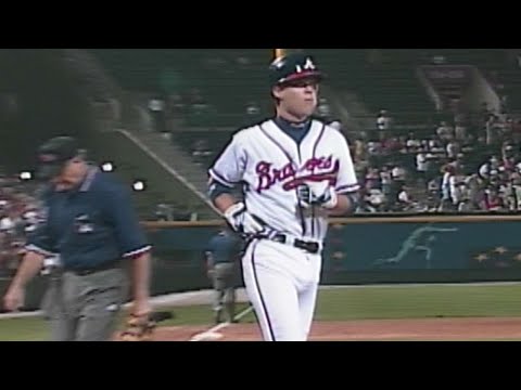 ARI@ATL: Chipper homers twice off Randy Johnson