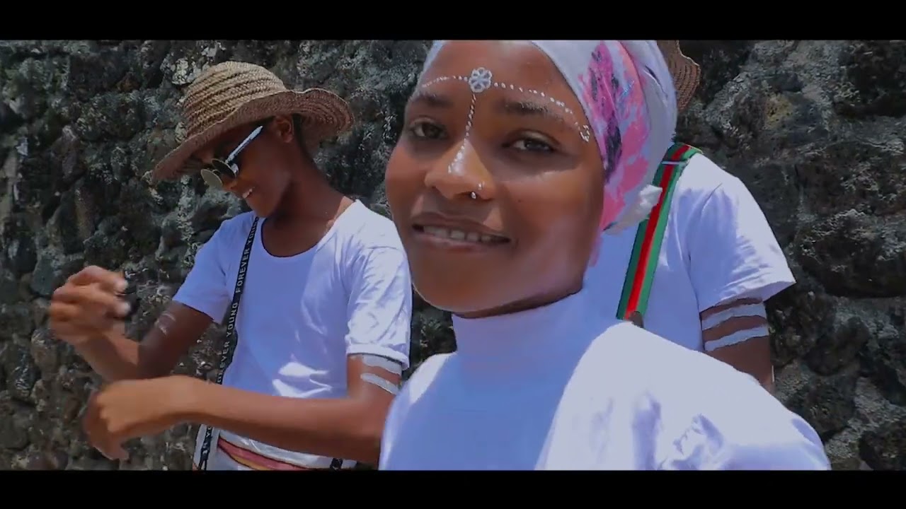 ⁣Meed chrus - NARENDÉ (Comores Islands) clip officiel