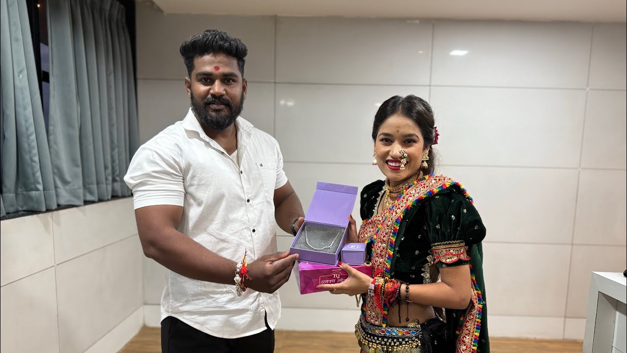 नांदेड मध्ये पाहिल्यानदाच सायली पाटील 😍😍 दादा ने दिले Gift 🎁 