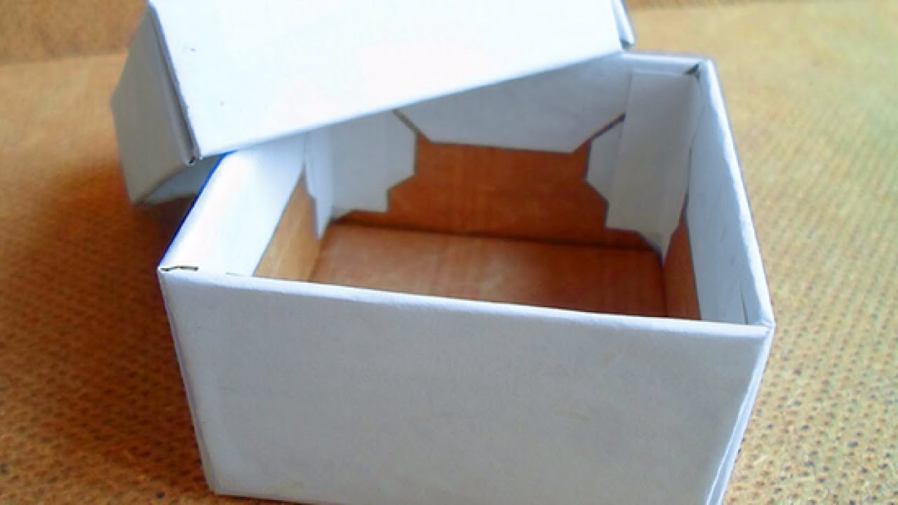 How To Make a Cute Little Gift Box - DIY Crafts Tutorial - Guidecentral ...