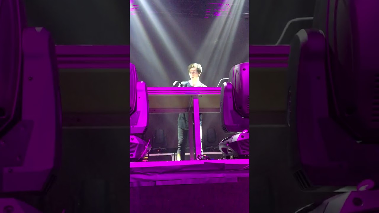 Eclipse - Dawn Live at First Show 2/23