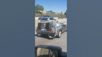 Delorean cruising on highway #backtothefuture #delorean #80s #shorts