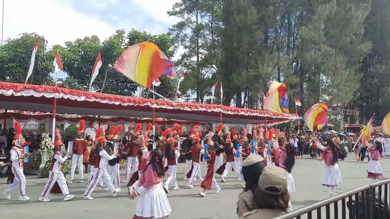 DISPLAY MARCHING BAND SMP NEGERI 1 KABANJAHE 2025 DALAM RANGKA HUT RI KE 80
