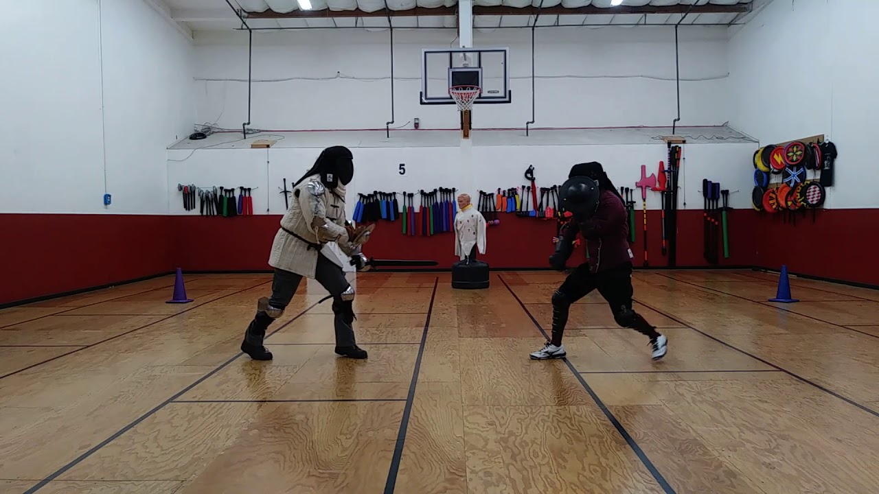 Gladius and Buckler VS Arming sword and Buckler YouTube
