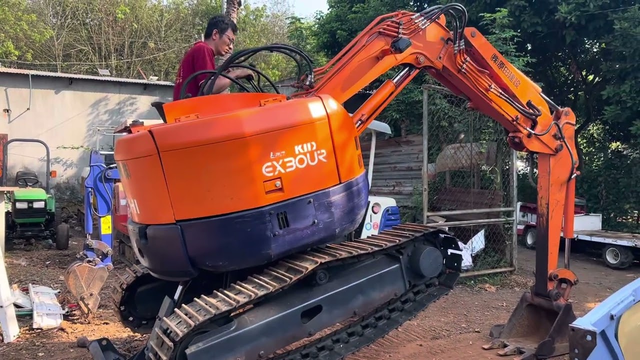 Xe đào hitachi ex 30ur đời cao giá rẽ ae mua gọi 0972845124