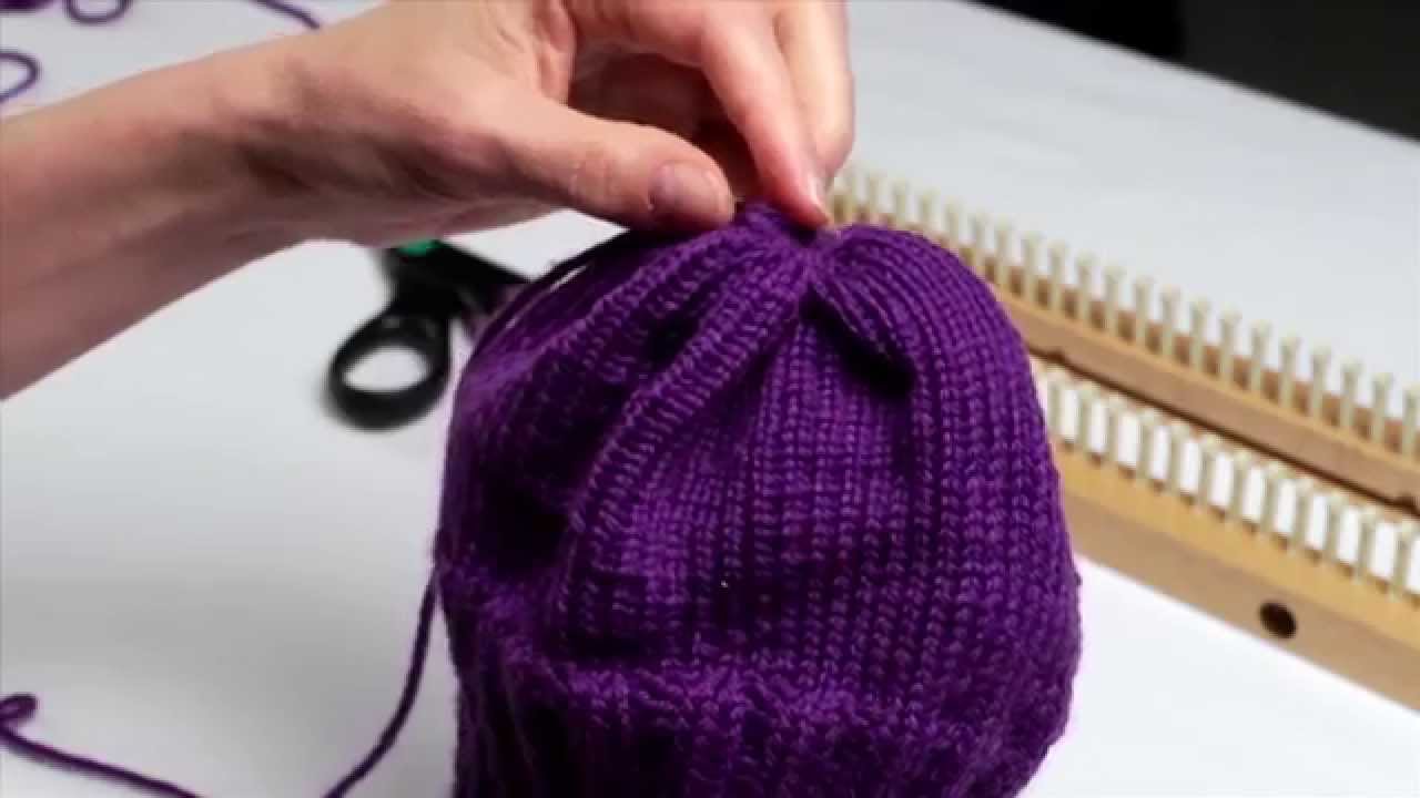 drawstring or gathered bind off on the slim regular gauge Kiss loom 