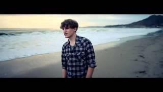 Tim Bendzko - Nur Noch Kurz Die Welt Retten (Official Video).avi