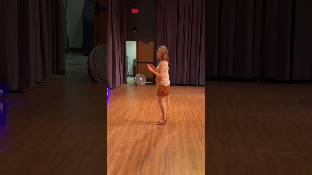 Salsa beginner lesson: Basic Step - footwork. At Bloomington, MN(Ballroom & Latin Dance Club).