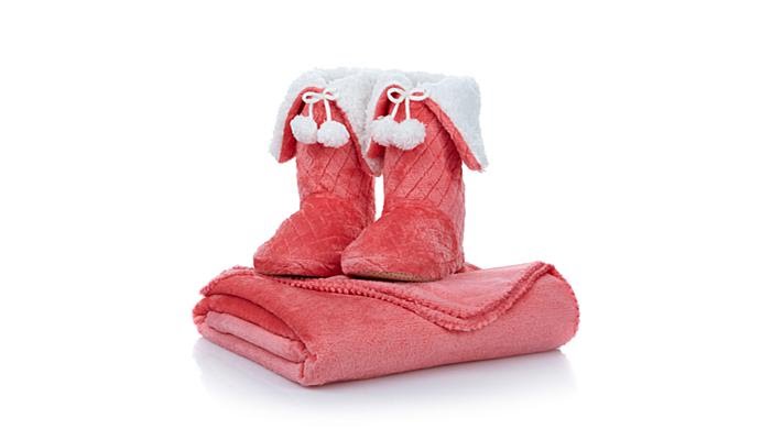 Soft   Cozy Plush Throw and Booties Set