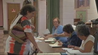 Voters to decide school board members