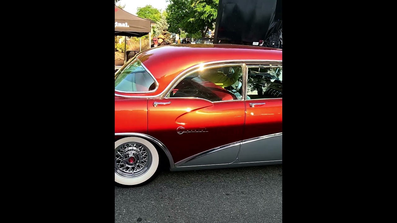 Guess the make/model/year 