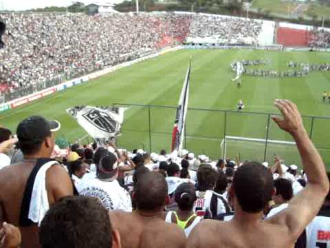 QUEM FICAR PARADO VAI TOMAR UM TA LIGADO (GALOUCURA)