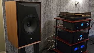 Mo-Fi Sourcepoint 8 Speaker Demo.