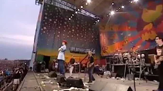The Offspring - Pretty Fly (For a White Guy). Live Woodstock 1999 The Offspring - Pretty Fly (For a White Guy). Live Woodstock 1999