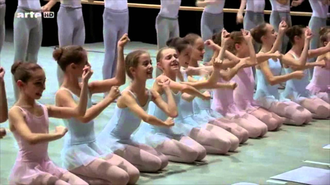 Die Tanzschüler der Pariser Oper – 5 Jahre später (1/5) – Klassisch tanzen