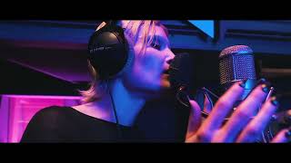 Cassyette - When She Told Me - live one take studio cut