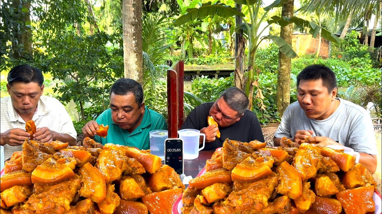 Chia Cặp Thi Ăn 5,6 Ký THỊT MỠ Thắng Được 4Tr ( Cái Kết Thú Vị Đến Khó Tin ) | ATN 