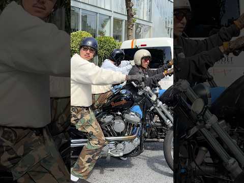Choppers about to leave the parking #shorts #youtube #harleydavidson