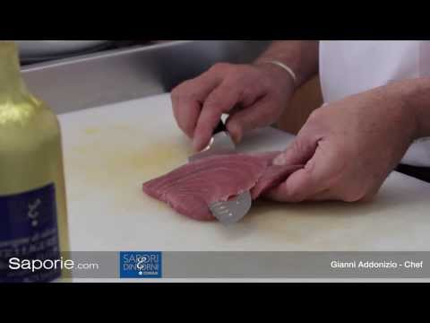 Carpaccio di tonno con olive taggiasche e pepe rosa | Chef Gianni Addonzio | Saporie