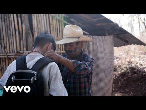 Mil Llantos de un Ilegal [Video Oficial 2023] - La Tierra de Mexico