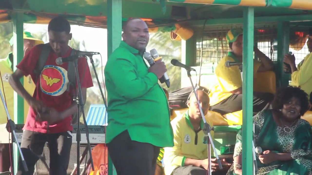 LUSINDE AMPA MAKAVU MTOTO WA LOWASA