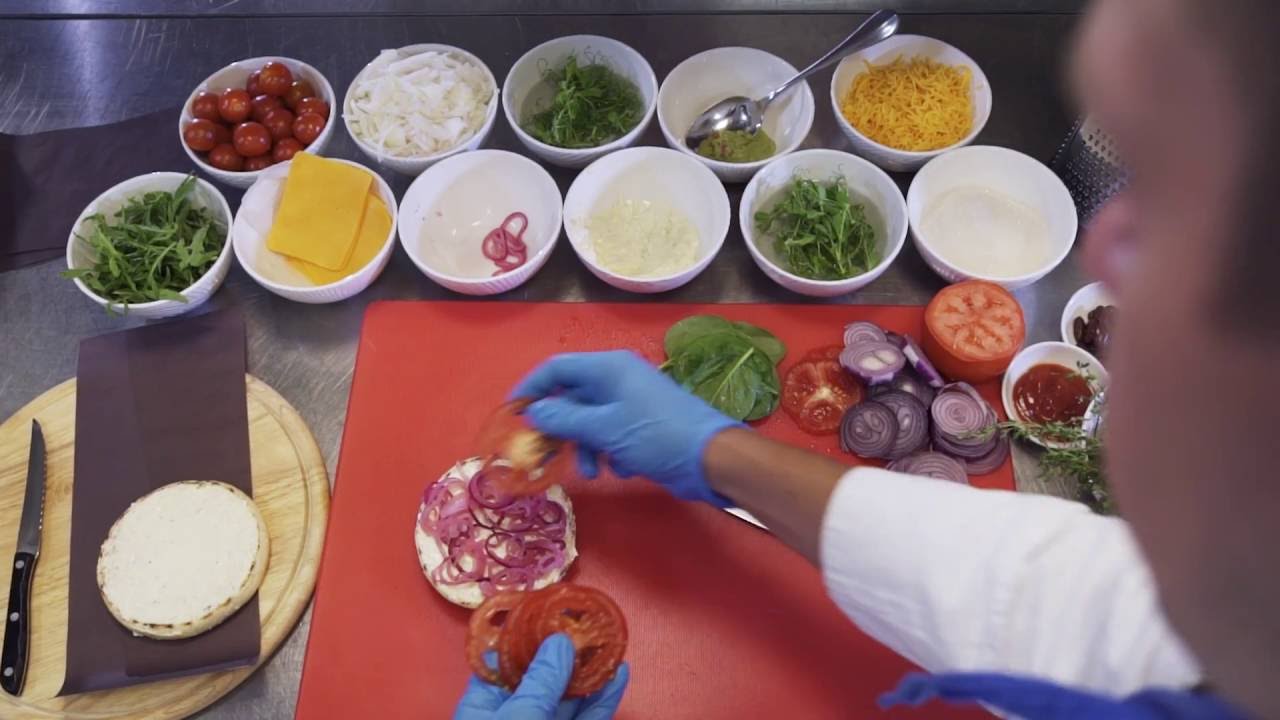 Городское кафе ЦМТ Москва - YouTube