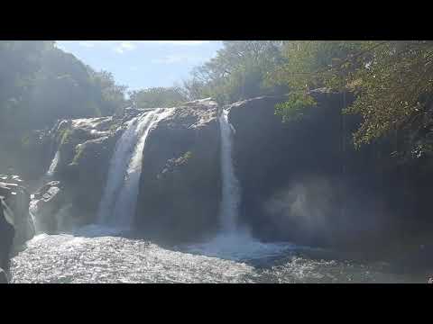 Cascadas de agua termal, Salto de Malacatiupan, Atiquizaya El Salvador