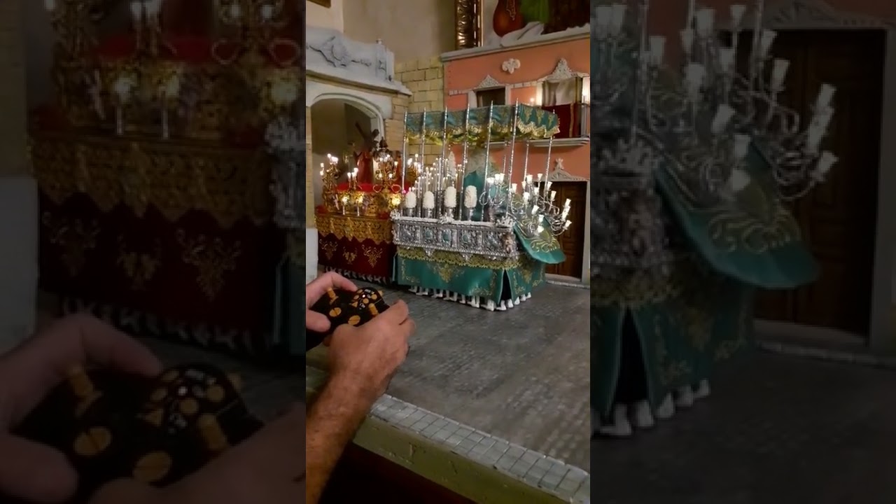 paso miniatura controlado con mando, con movimientos. José Maria Peña Moron