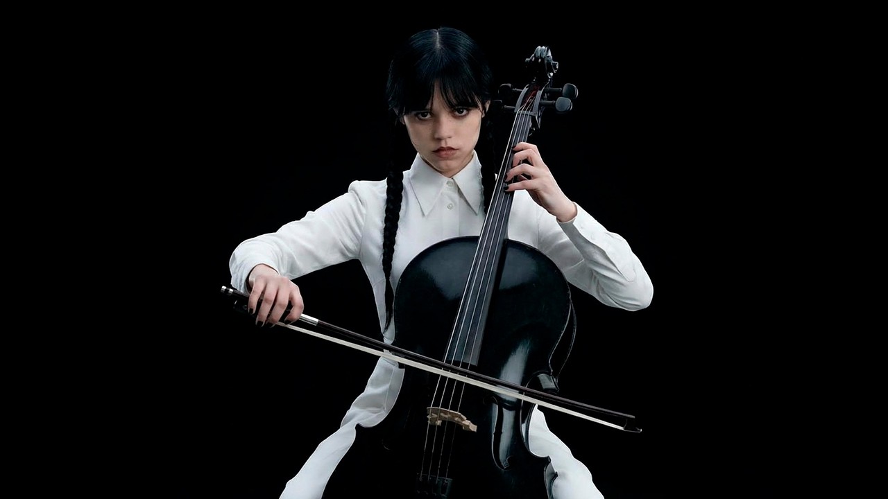 NEGRO ABSOLUTO | CELLO MINIMALISTA