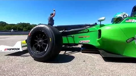 The Official Chassis of F4 U.S.