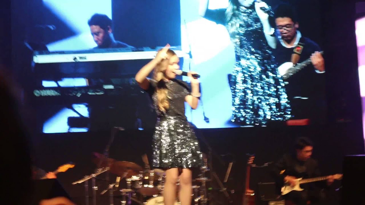 Connie Talbot - Gravity (Korea concert)