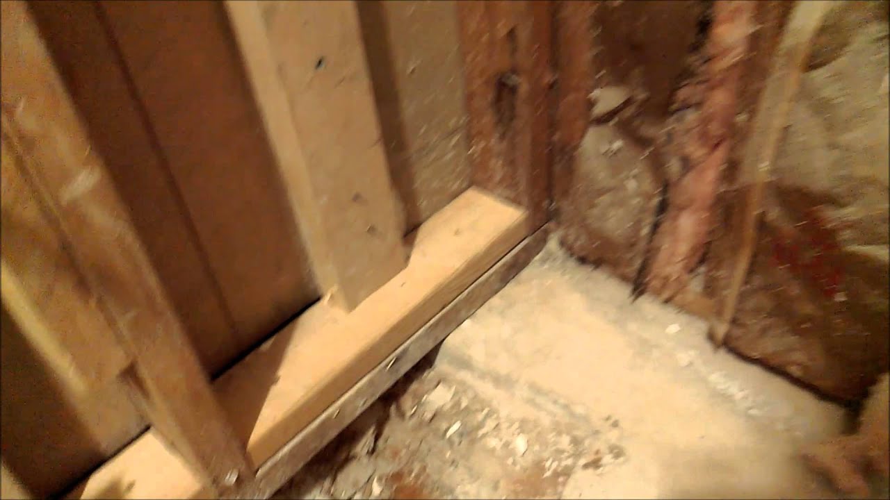 HOW TO CHANGE BATHROOM TUB TO WALK IN SHOWER. SHOWER PAN PREP PART 1 OF