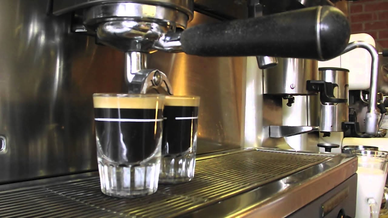 Uncalibrated  Faema E98 President Pulling a Pair of Lattes (Flow-Jet Pump) SOLD