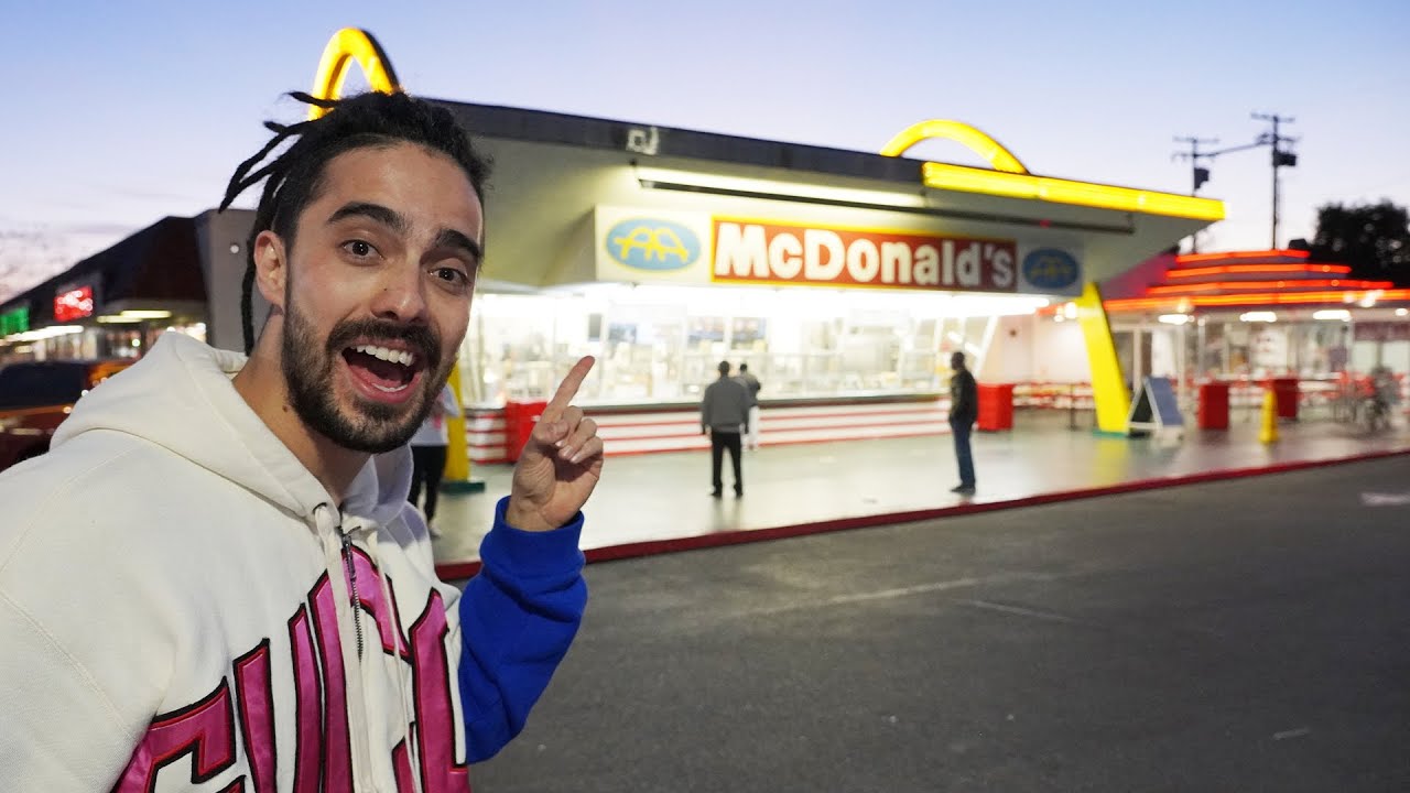 EL PRIMER MCDONALDS DEL MUNDO ¿Saben igual las hamburguesas?