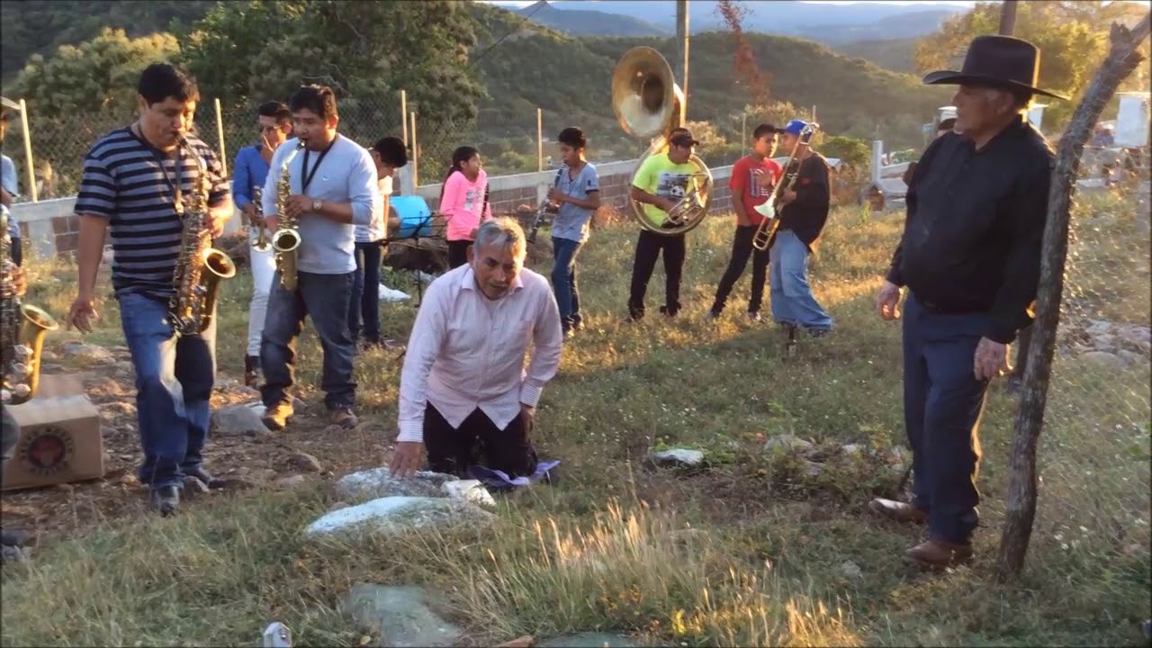 BONITA TRADICION LA DE NUESTRO PUEBLO SAN MIGUEL AHUEHUETITLAN (📹: Cortesía De Oaxaca)