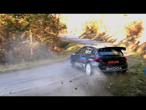 Miniature IXO 1/43 – Skoda Fabia RS Rally2 Vainqueur Safari Rally 2024 – Gus Greensmith (RAM940)