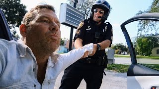 Full Veteran Florida Cop Has Absolutely No Time For This Smug Sovereign Citizens Antics Update
