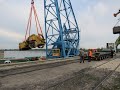 По Дунава: С плаващ кран свалиха тежки машини за „Балкански поток“