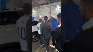 A UAI VEICULOS TÁ VOANDO.....