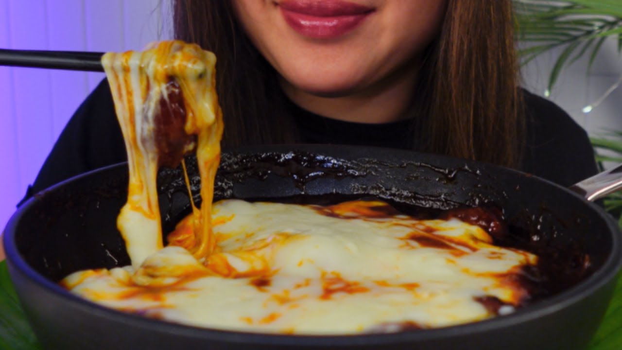 ASMR | FIRE CHICKEN WITH CHEESE BULDAK | Eating sounds No talking