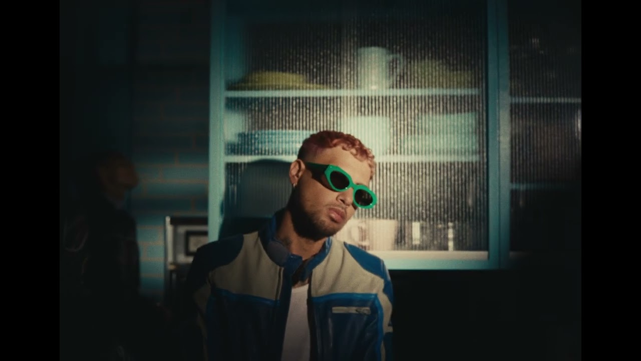 Watch AMIR OBE - VIP (VISUALIZER) on YouTube Watch AMIR OBE - VIP (VISUALIZER) on YouTube