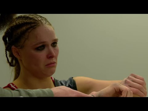 Ronda Rousey looks back on breaking her hand against Becky Lynch