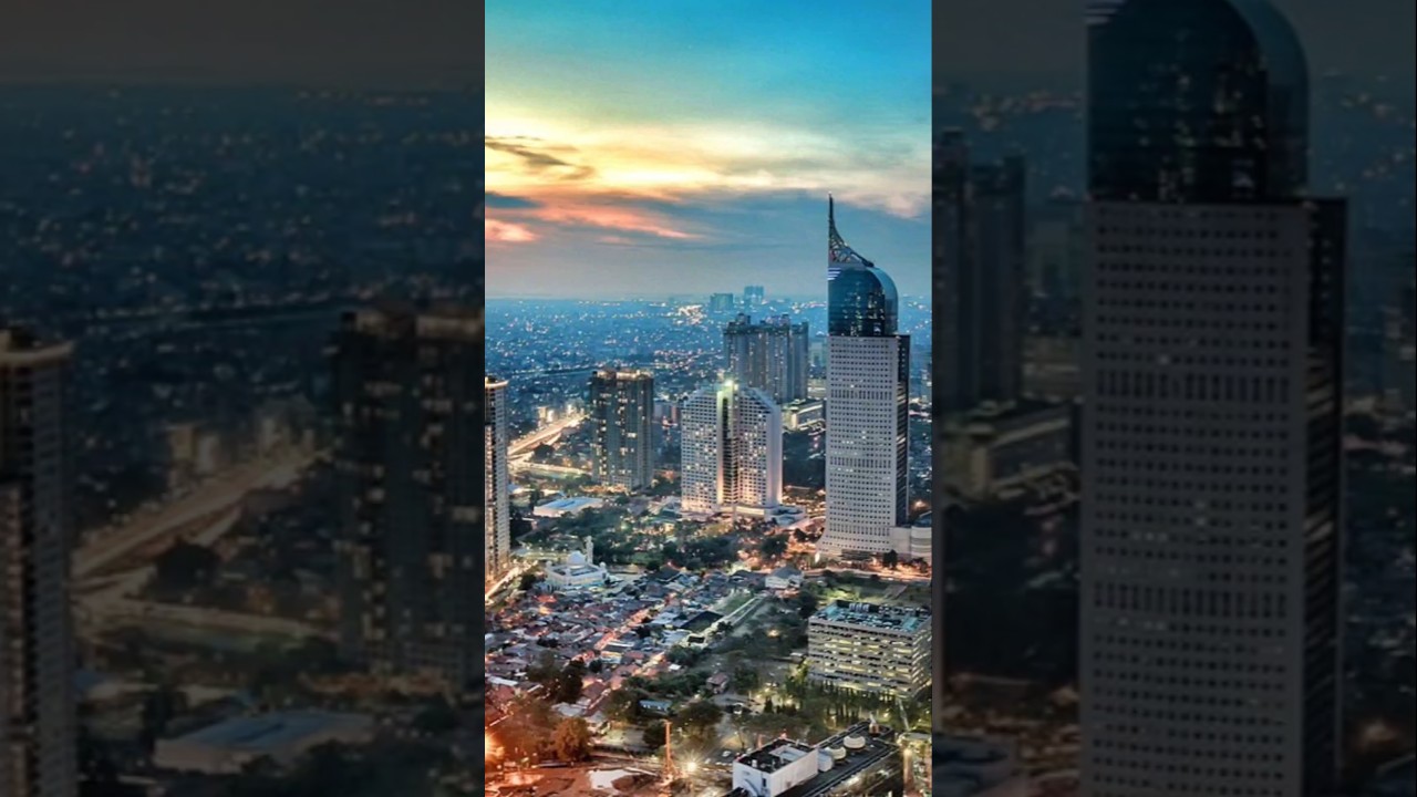 The 10 Best Songs for Traveling Internationally 🌍 Save the list! Which song would you add to list?