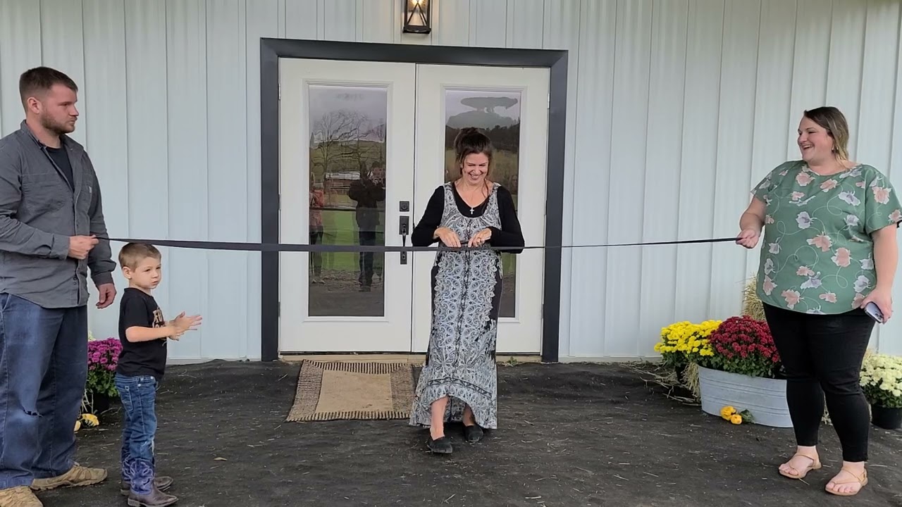 Dovetail at Lindsey Hollow Ribbon Cutting