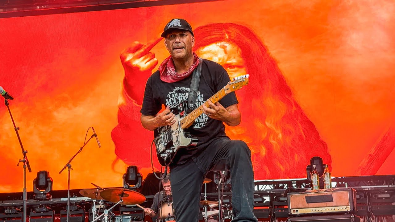 Tom Morello - Killing in the Name Of Rage Against the Machine Live 4K Front Row 