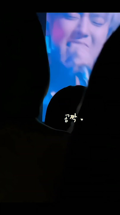 EXO Chanyeol singing 