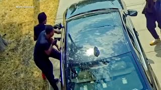 Frightening Jugging Robbery Caught On Camera