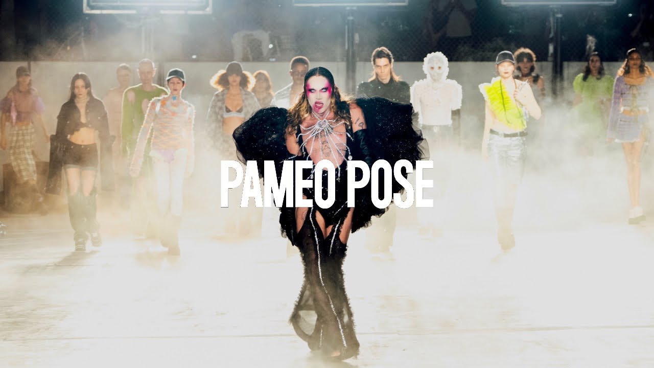 PAMEO POSE 10th ANNIVERSARY RUNWAY - MY WAY - - YouTube